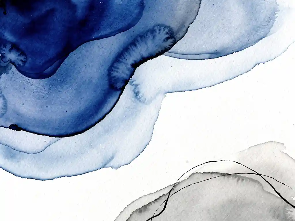 Abstracte aquarel met diepblauwe vloeistoffen die overgaan in zachte grijstinten en witte negatieve ruimte