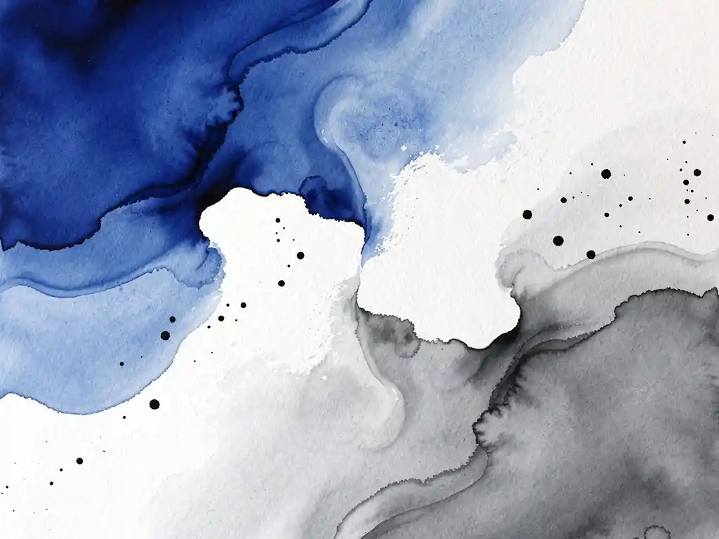 Abstracte aquarel met diepblauwe en grijze tinten die vloeiend overvloeien op wit papier met zwarte accenten