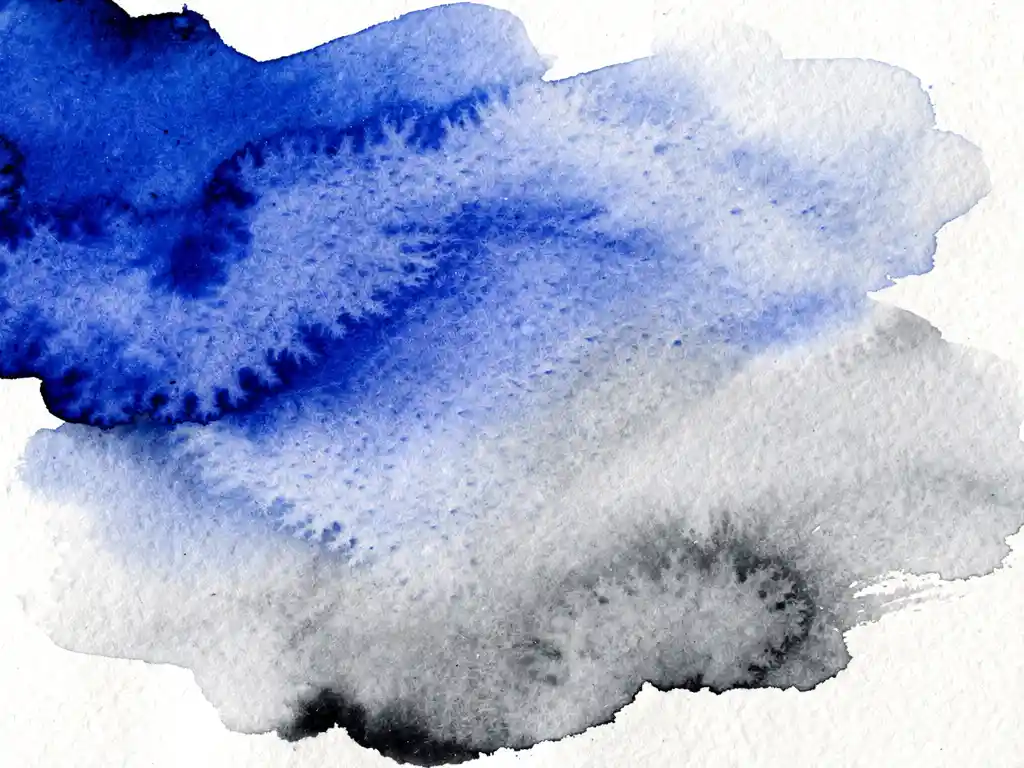 Abstracte aquarel met diepblauwe en grijze kleurovergangen op wit papier, vloeiende organische vormen